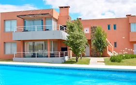 Lomas del Real Aparthotel